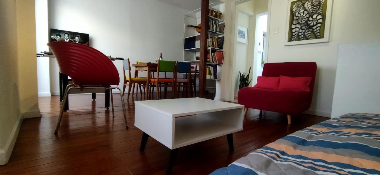 Вилла House With Large Terrace, Jacuzzi And Gated Parking For One Car Монтевидео Экстерьер фото